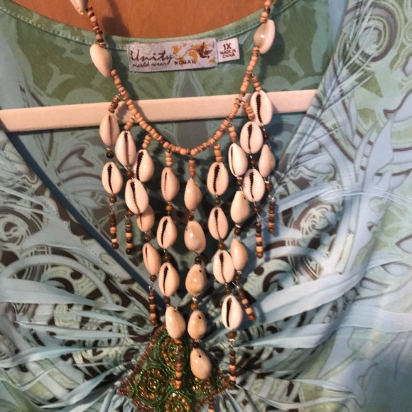 Unity Flowing Top - Picture 3 of 6